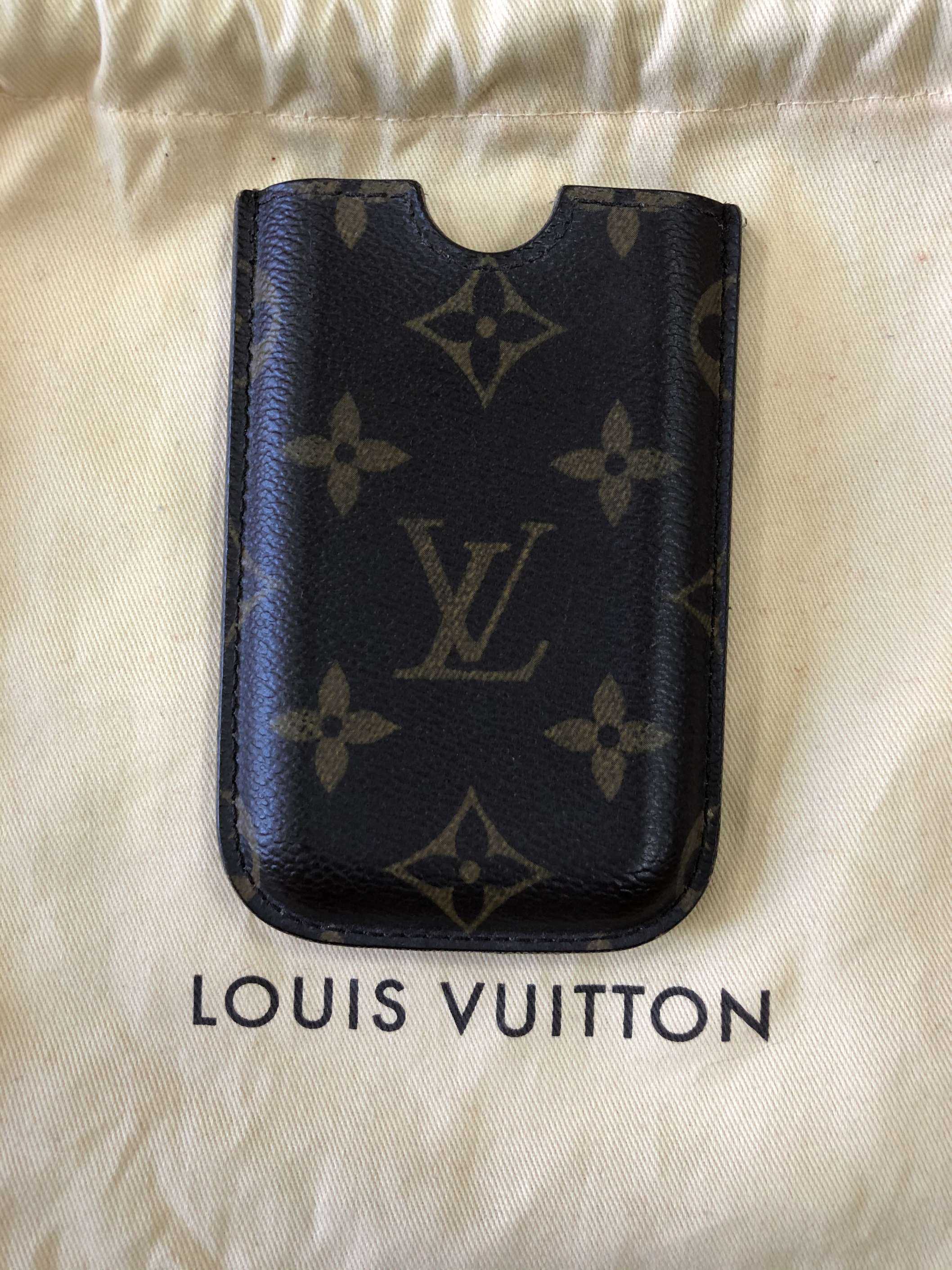 Louis Vuitton Etui na Iphona